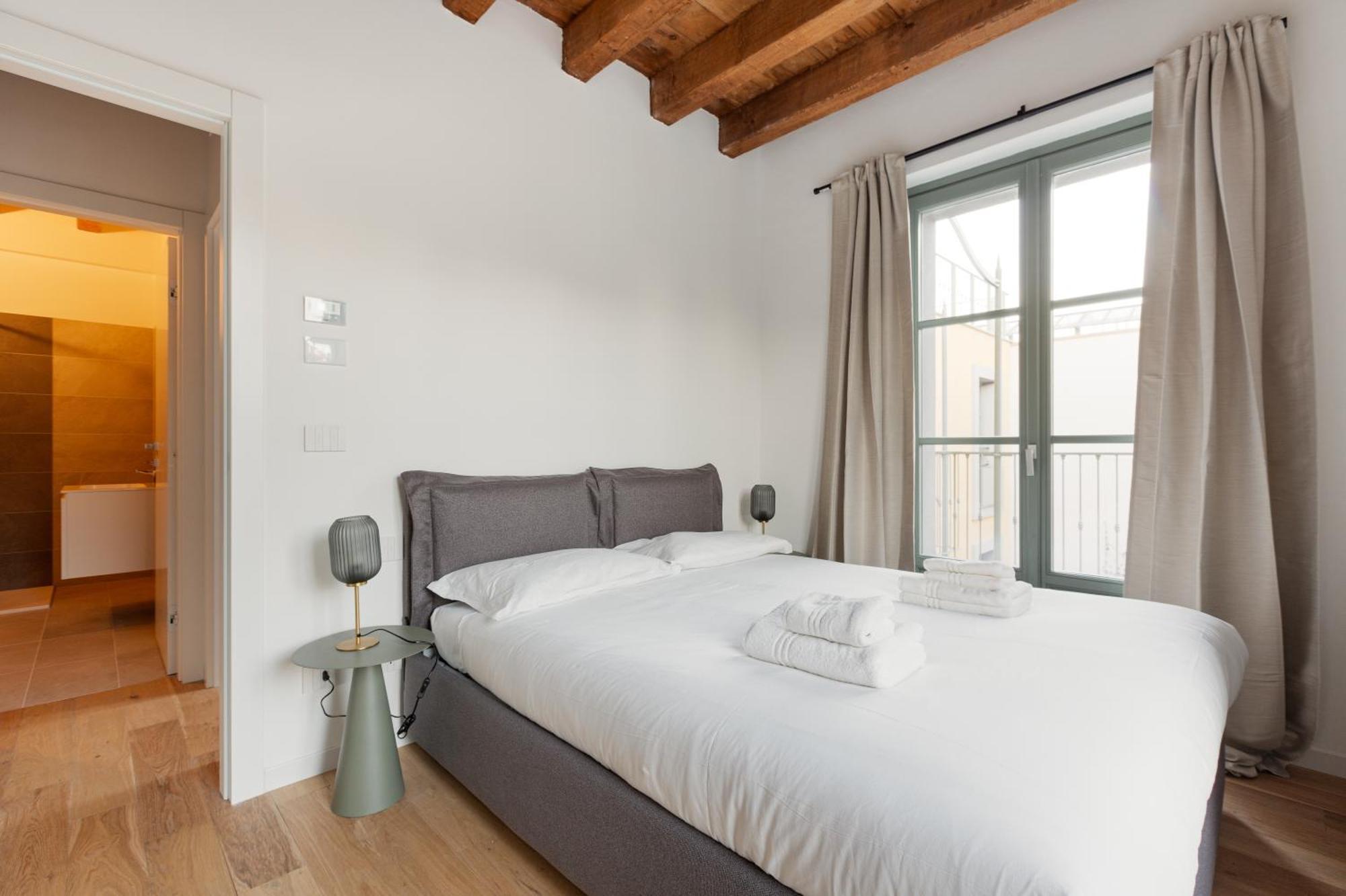 Appartamento Modern In With Balcony *