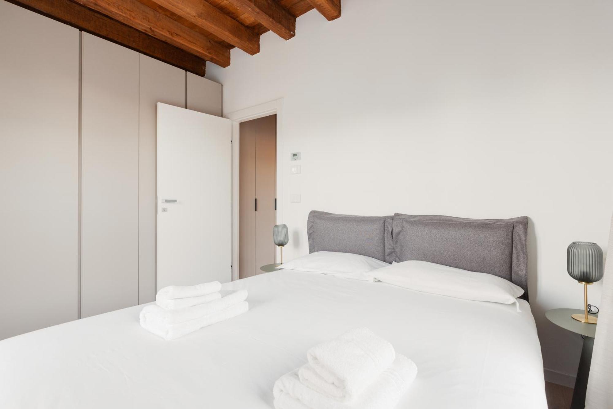 Modern In With Balcony Appartamento *